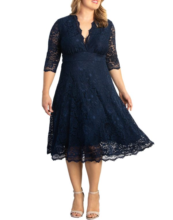 Women's Plus Size Special Occasion Mademoiselle Lace Cocktail Dress