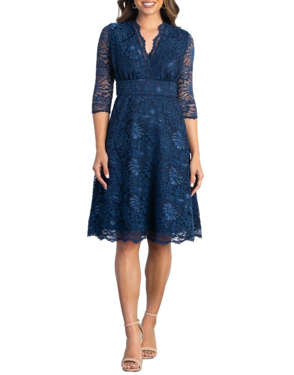 Women's Plus Size Special Occasion Mademoiselle Lace Cocktail Dress